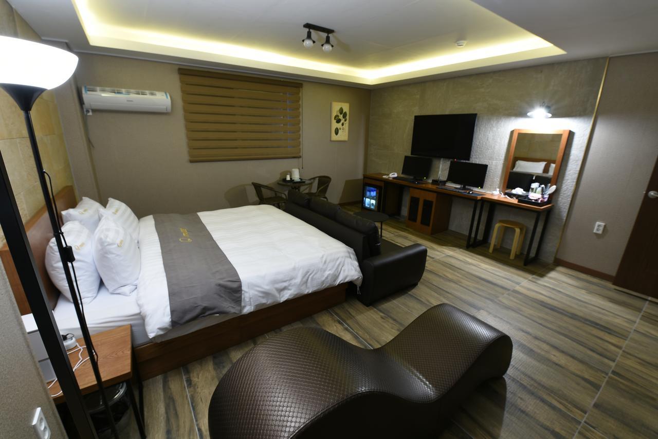 Jecheon Q Motel Exterior foto